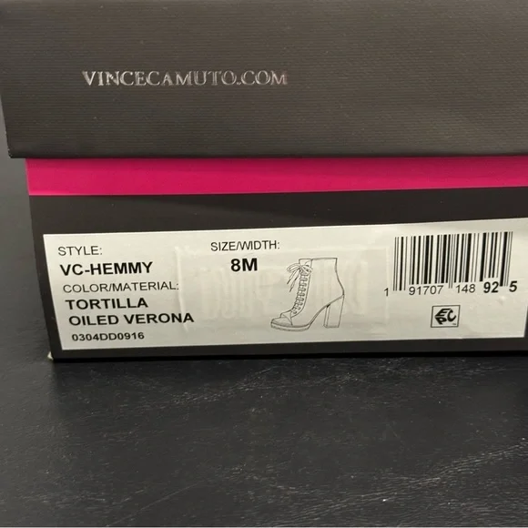 VINCE CAMUTO HEMMY BOOTIES NEW - Picture 3 of 3
